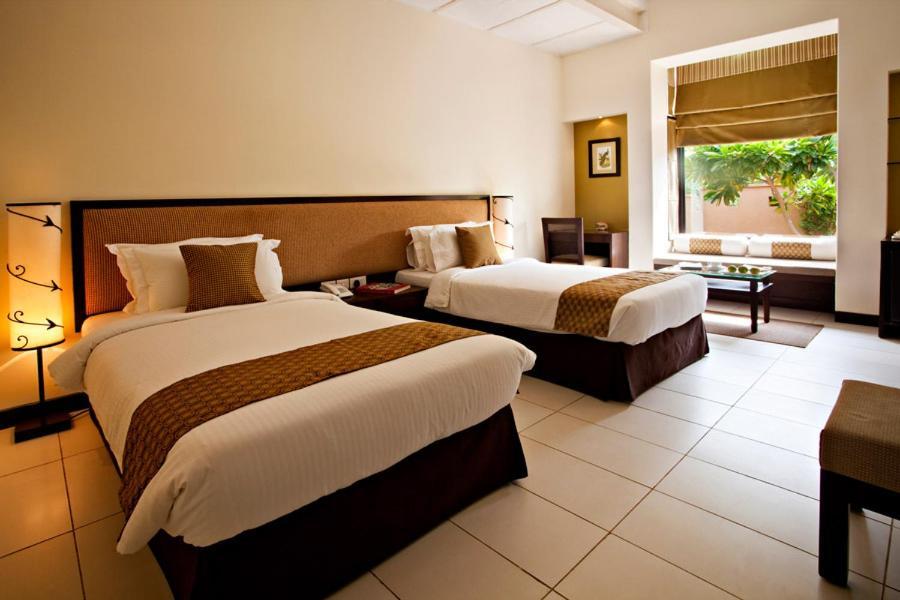 Lemon Tree Hotel, Tarudhan Valley, Manesar Gurgáon Kültér fotó