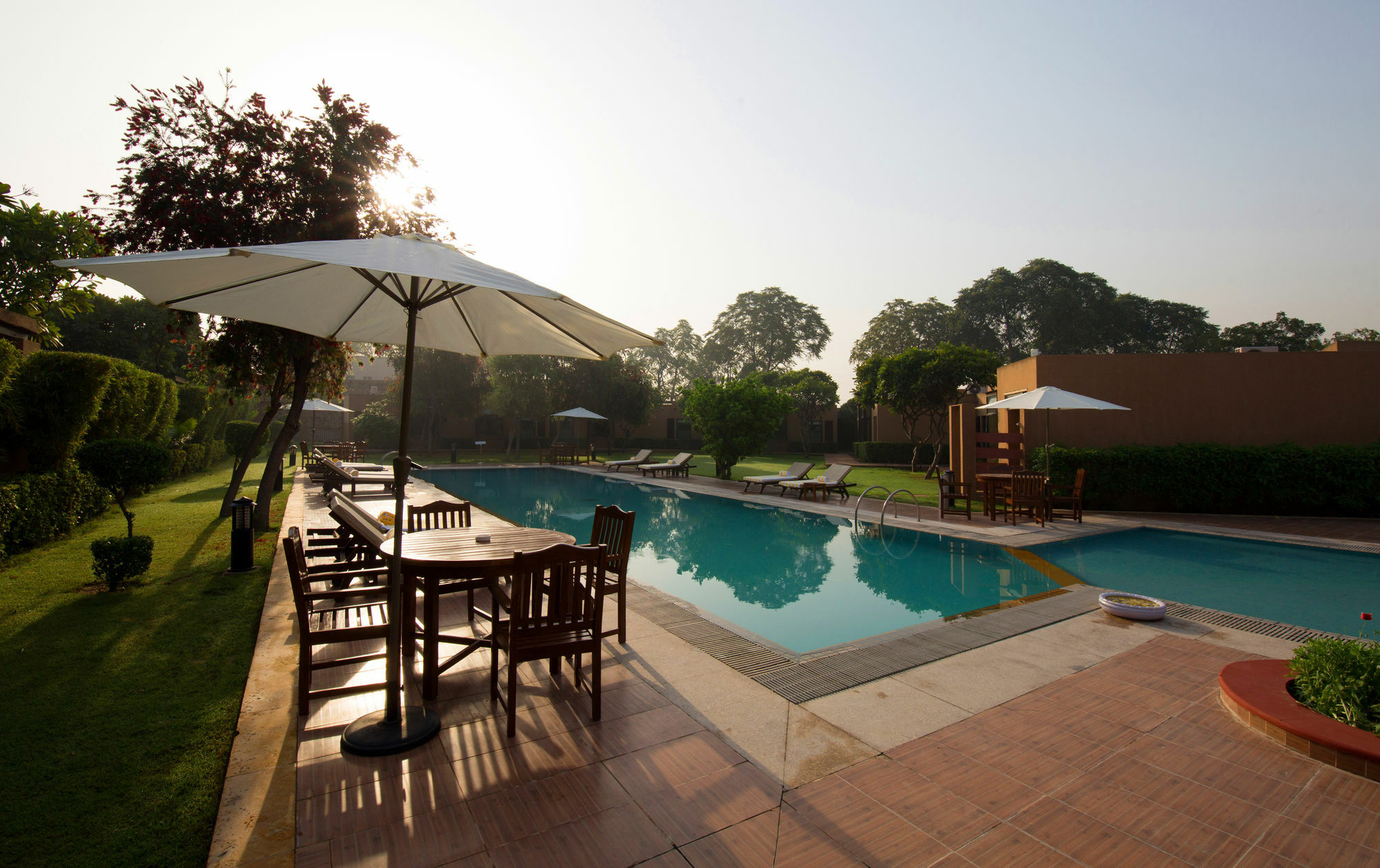 Lemon Tree Hotel, Tarudhan Valley, Manesar Gurgáon Kültér fotó